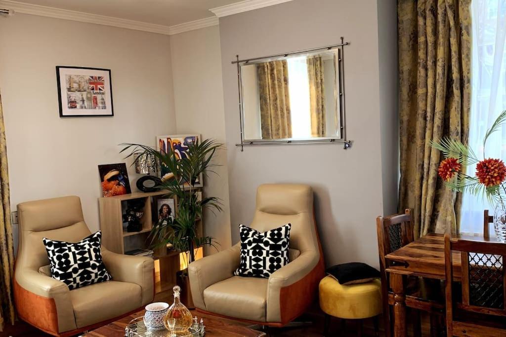 Stylish And Cosy 3 Bedroom Appartment Лондон Екстер'єр фото
